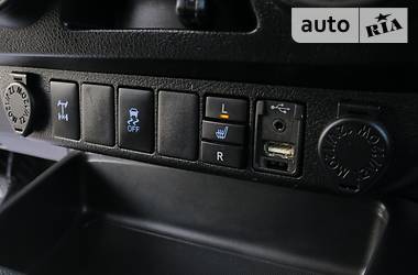 Пикап Toyota Hilux 2015 в 