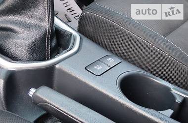 Пикап Toyota Hilux 2015 в 