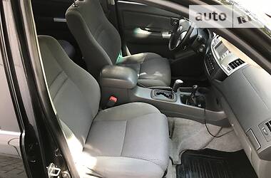 Позашляховик / Кросовер Toyota Hilux 2014 в 