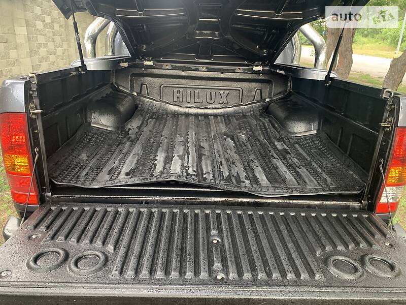 Пікап Toyota Hilux 2011 в Києві