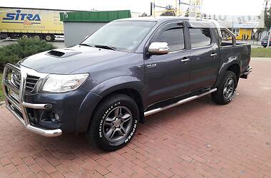 Пікап Toyota Hilux 2013 в Могилів-Подільському