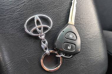 Пикап Toyota Hilux 2015 в 