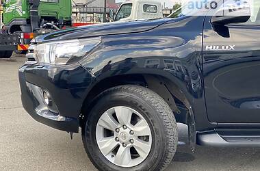 Пикап Toyota Hilux 2018 в Киеве