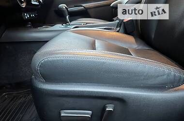 Внедорожник / Кроссовер Toyota Hilux 2021 в 