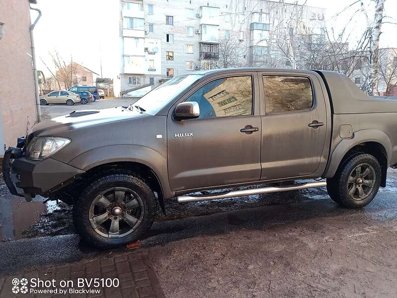 Пикап Toyota Hilux 2010 в Прилуках