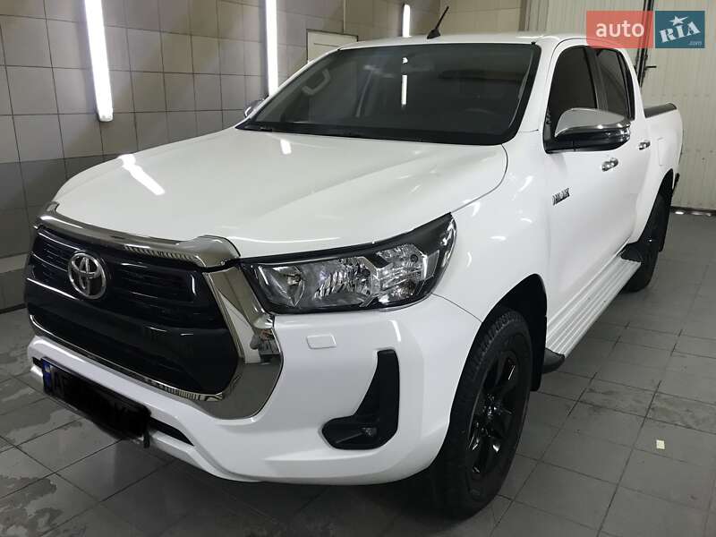 Toyota Hilux 2021