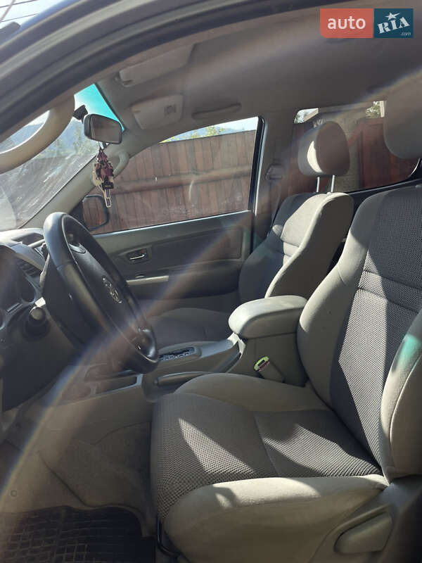 Пікап Toyota Hilux 2011 в Рахові