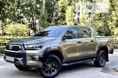 Пикап Toyota Hilux 2020 в 