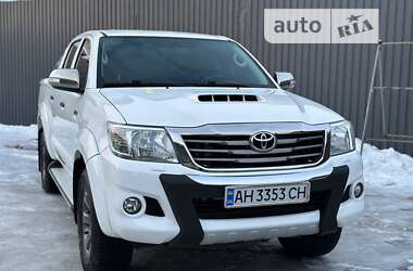 Пикап Toyota Hilux 2014 в 