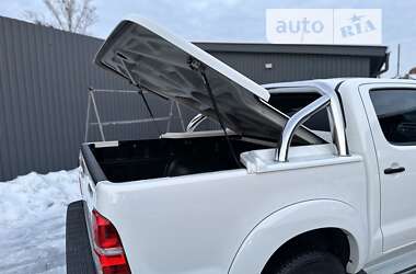 Пикап Toyota Hilux 2014 в 