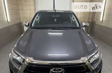 Пикап Toyota Hilux 2023 в Умани