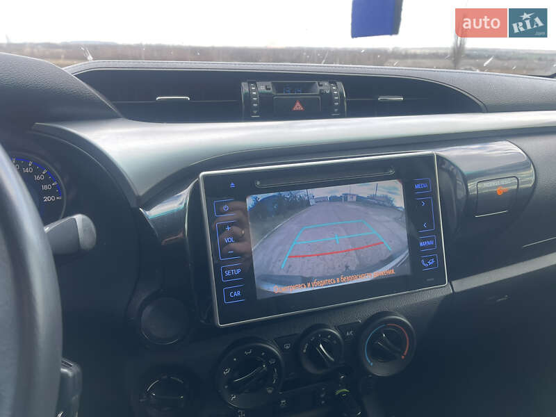 Пикап Toyota Hilux 2017 в Верхнеднепровске