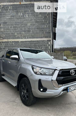 Пікап Toyota Hilux 2022 в Жовкві