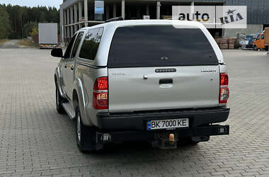 Пикап Toyota Hilux 2012 в Ровно