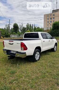 Пикап Toyota Hilux 2017 в Николаеве