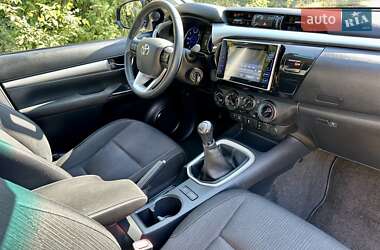 Пикап Toyota Hilux 2015 в 