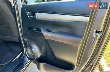 Пикап Toyota Hilux 2015 в 