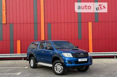 Пікап Toyota Hilux 2014 в Києві