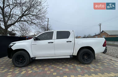 Пикап Toyota Hilux 2017 в 