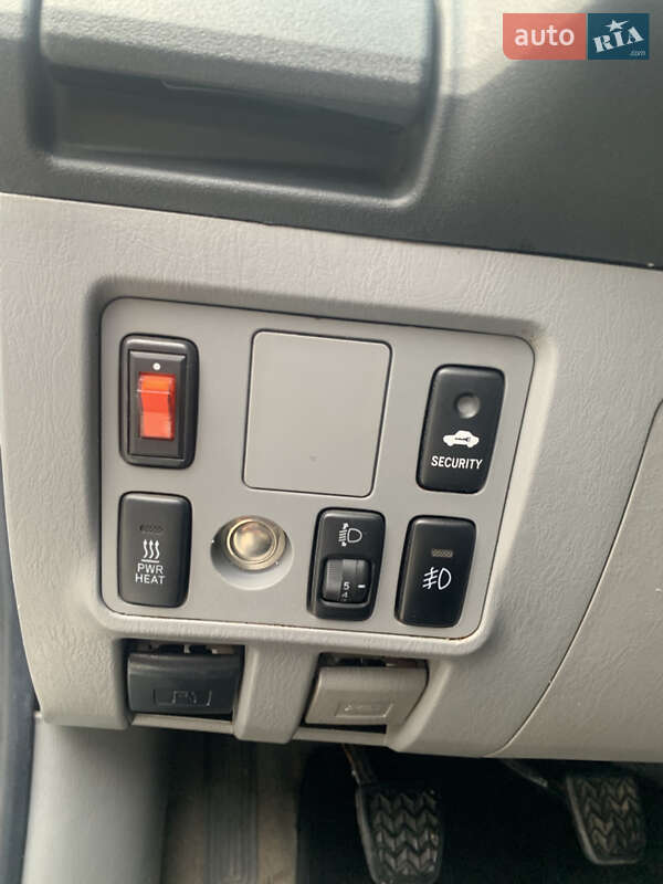 Пікап Toyota Hilux 2011 в Запоріжжі