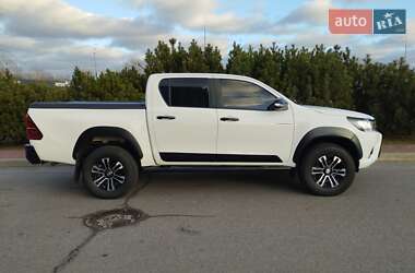 Пикап Toyota Hilux 2017 в Киеве