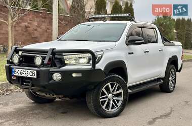 Toyota Hilux 2016