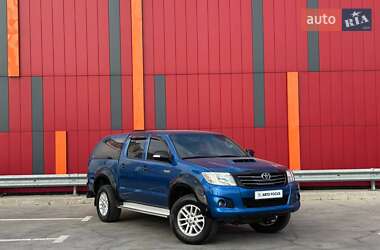 Toyota Hilux 2014