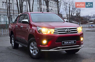 Пикап Toyota Hilux 2018 в Киеве