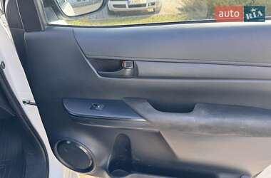 Пикап Toyota Hilux 2017 в 