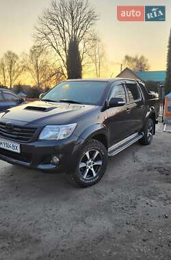 Пикап Toyota Hilux 2012 в Ахтырке