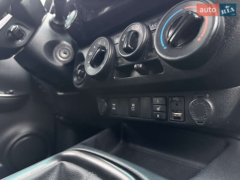 Пикап Toyota Hilux 2015 в Луцке