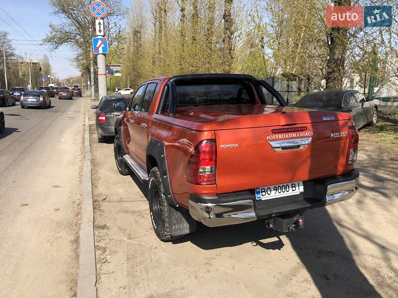 Пикап Toyota Hilux 2017 в Киеве