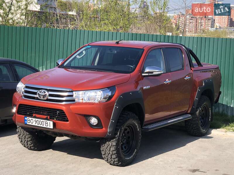 Пикап Toyota Hilux 2017 в Киеве