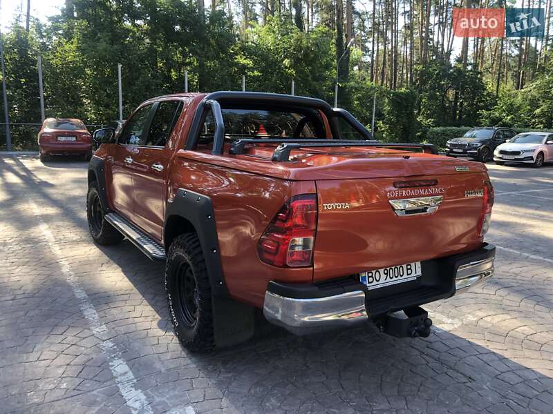 Пикап Toyota Hilux 2017 в Киеве