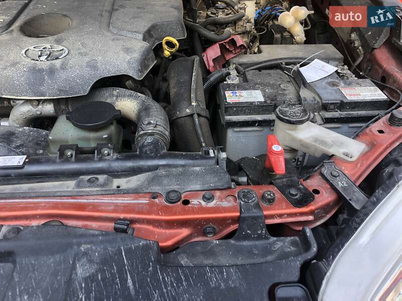 Пикап Toyota Hilux 2017 в Киеве