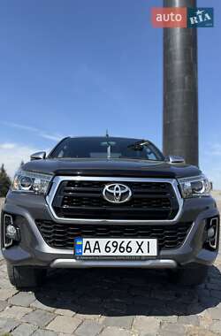 Пикап Toyota Hilux 2019 в 