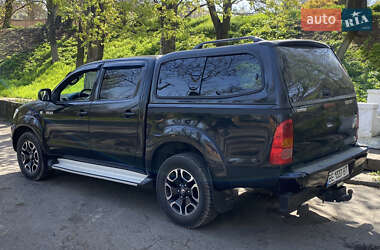 Пикап Toyota Hilux 2011 в 