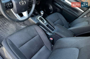 Пикап Toyota Hilux 2021 в 