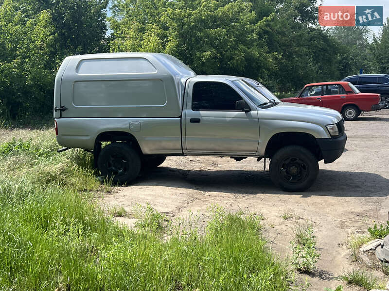 Пікап Toyota Hilux 2005 в Кривому Розі