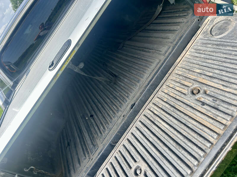 Пикап Toyota Hilux 2022 в Сумах