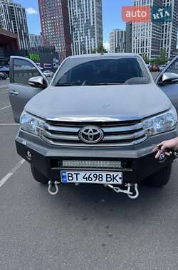 Пикап Toyota Hilux 2017 в Ивано-Франковске