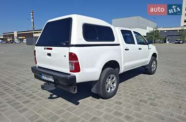 Пикап Toyota Hilux 2013 в 