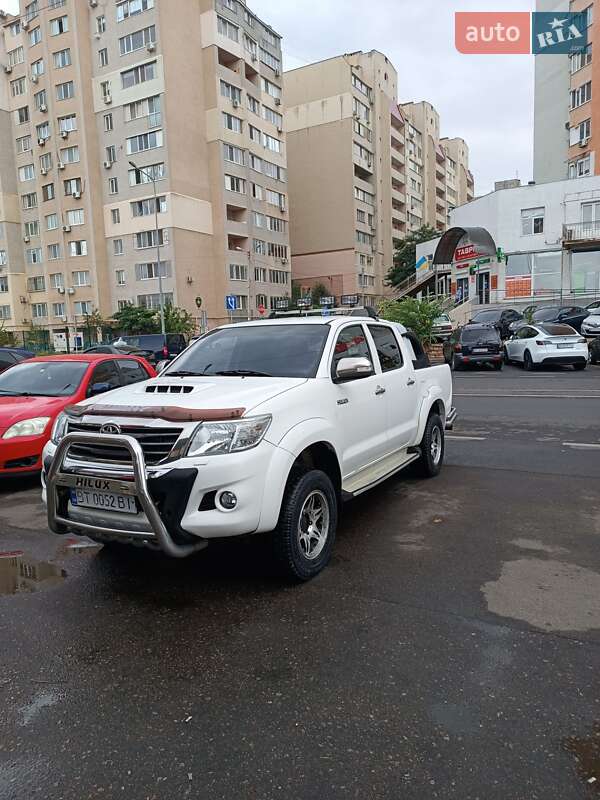Toyota Hilux 2014
