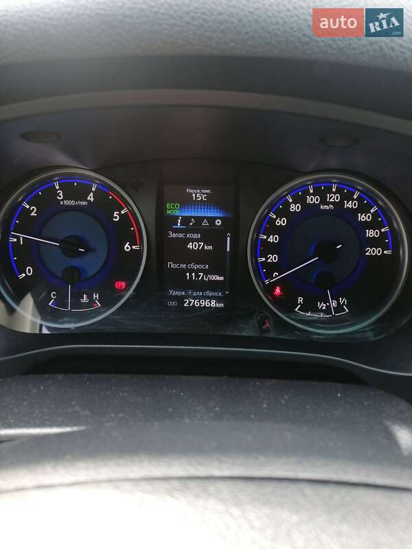 Toyota Hilux 2015
