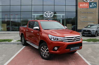 Пикап Toyota Hilux 2016 в Черкассах