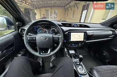 Пикап Toyota Hilux 2021 в 