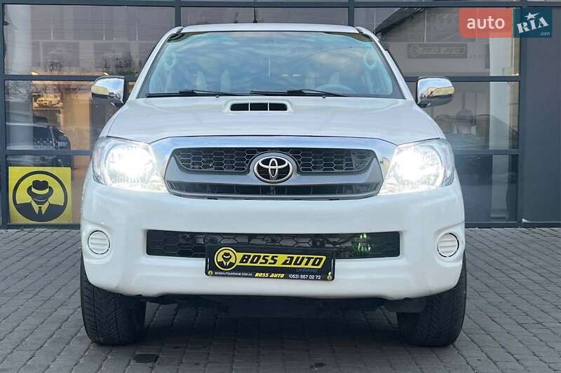 Пікап Toyota Hilux 2011 в Івано-Франківську