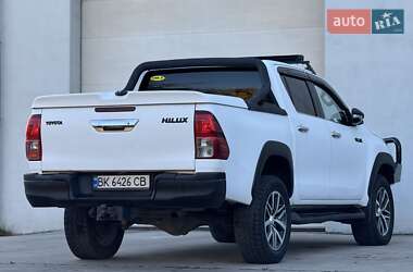 Пикап Toyota Hilux 2016 в 