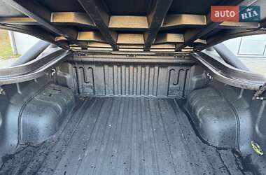 Пикап Toyota Hilux 2016 в 