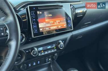 Пикап Toyota Hilux 2016 в 